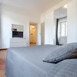 Bellagio Apartment