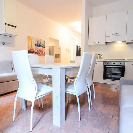 Bellagio Apartment شقة